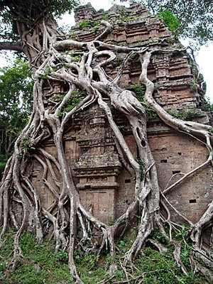 Kambodzsa: templomok Angkor előttről
